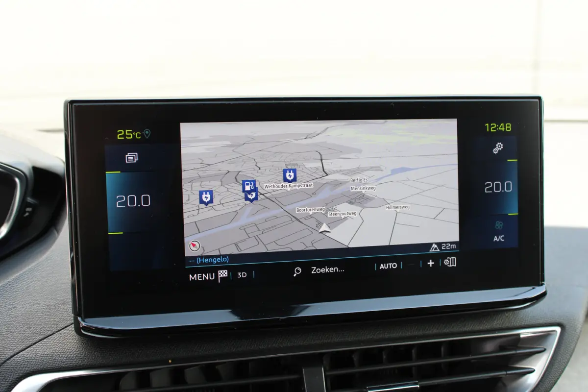 1.6 HYbrid 225 GT | Black Pack | Alcantara | Camera | Navigatie | Focal |