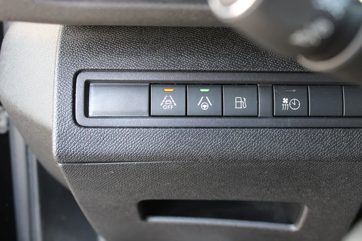 1.6 HYbrid 225 GT | Black Pack | Alcantara | Camera | Navigatie | Focal |