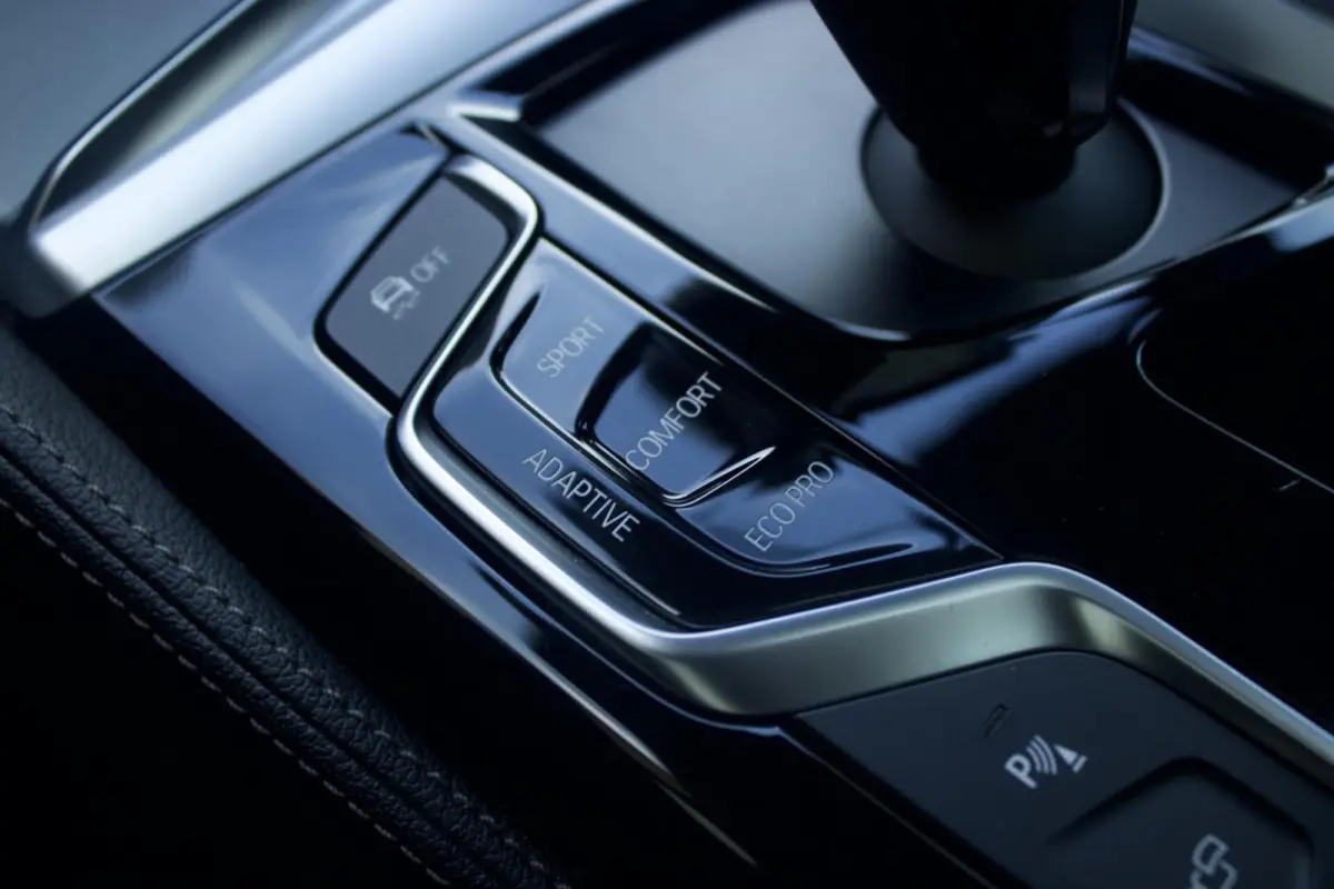 BMW 540i Touring M Sport | Pano - HUD - Comfort - H/K - Soft