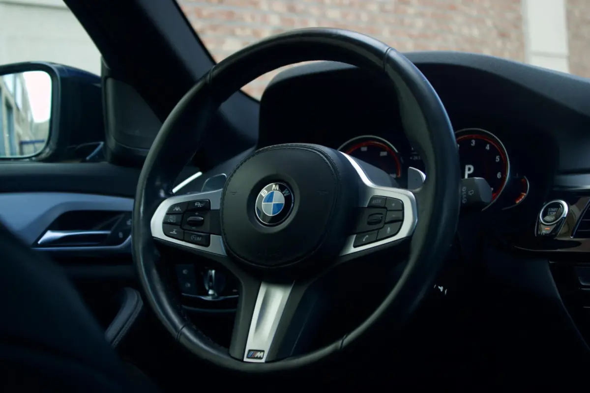 BMW 540i Touring M Sport | Pano - HUD - Comfort - H/K - Soft