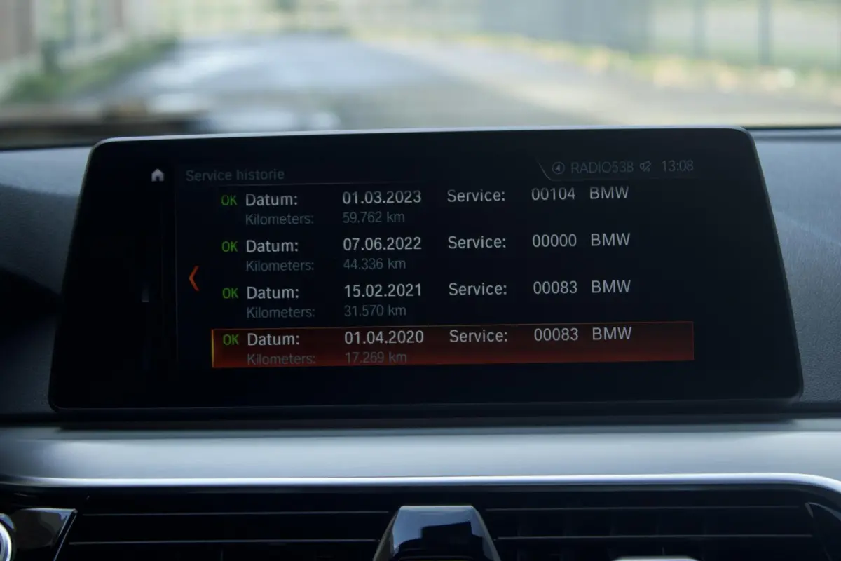 BMW 540i Touring M Sport | Pano - HUD - Comfort - H/K - Soft