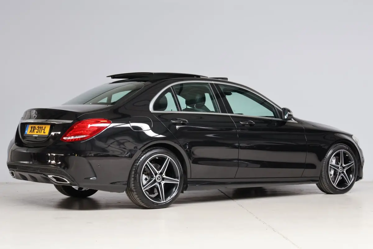 200 CDI Sport Edition Upgrade | AMG | 1e eigenaar | compleet dealer onderhouden | Nederlandse auto | BTW