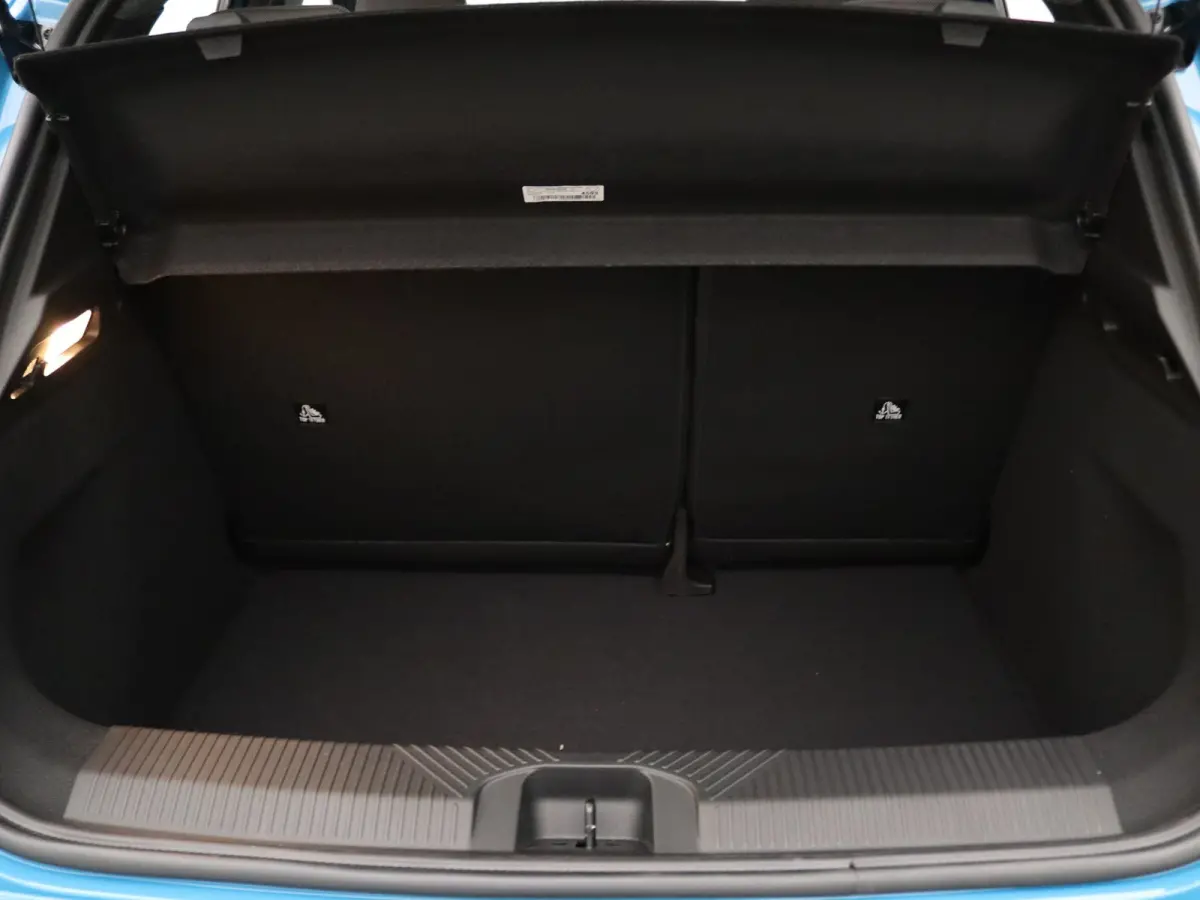 ADVANCE 52 kWh Apple Carplay/Android Auto | Climate