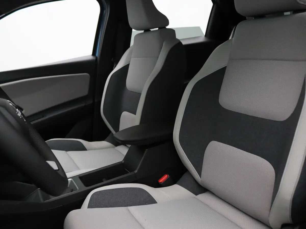 ADVANCE 52 kWh Apple Carplay/Android Auto | Climate