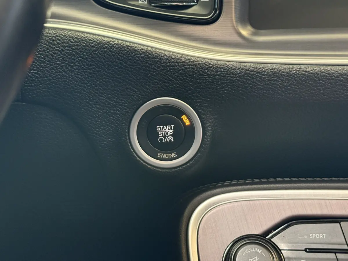 DODGE 3.6 V6 | Schuifdak | Camera | Climate Control
