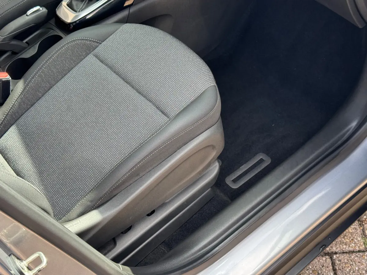1.2 Turbo Elegance 2021 AUT NAVI CAMERA NAP!