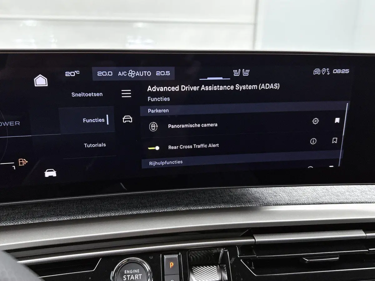 SUV GT Hybrid 145pk Automaat | Navigatie | Adaptieve cruise control | Stoel/stuurwiel verwarming | 360 graden camerasysteem | Elektrische achterklep |