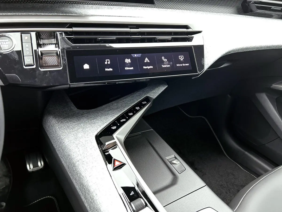 SUV GT Hybrid 145pk Automaat | Navigatie | Adaptieve cruise control | Stoel/stuurwiel verwarming | 360 graden camerasysteem | Elektrische achterklep |