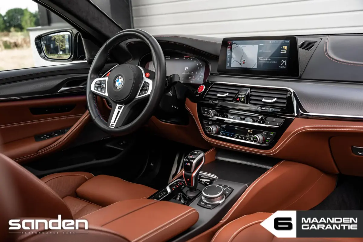 M5 Individual|AzuriteBlack|Schuifdak|Massage|HUD