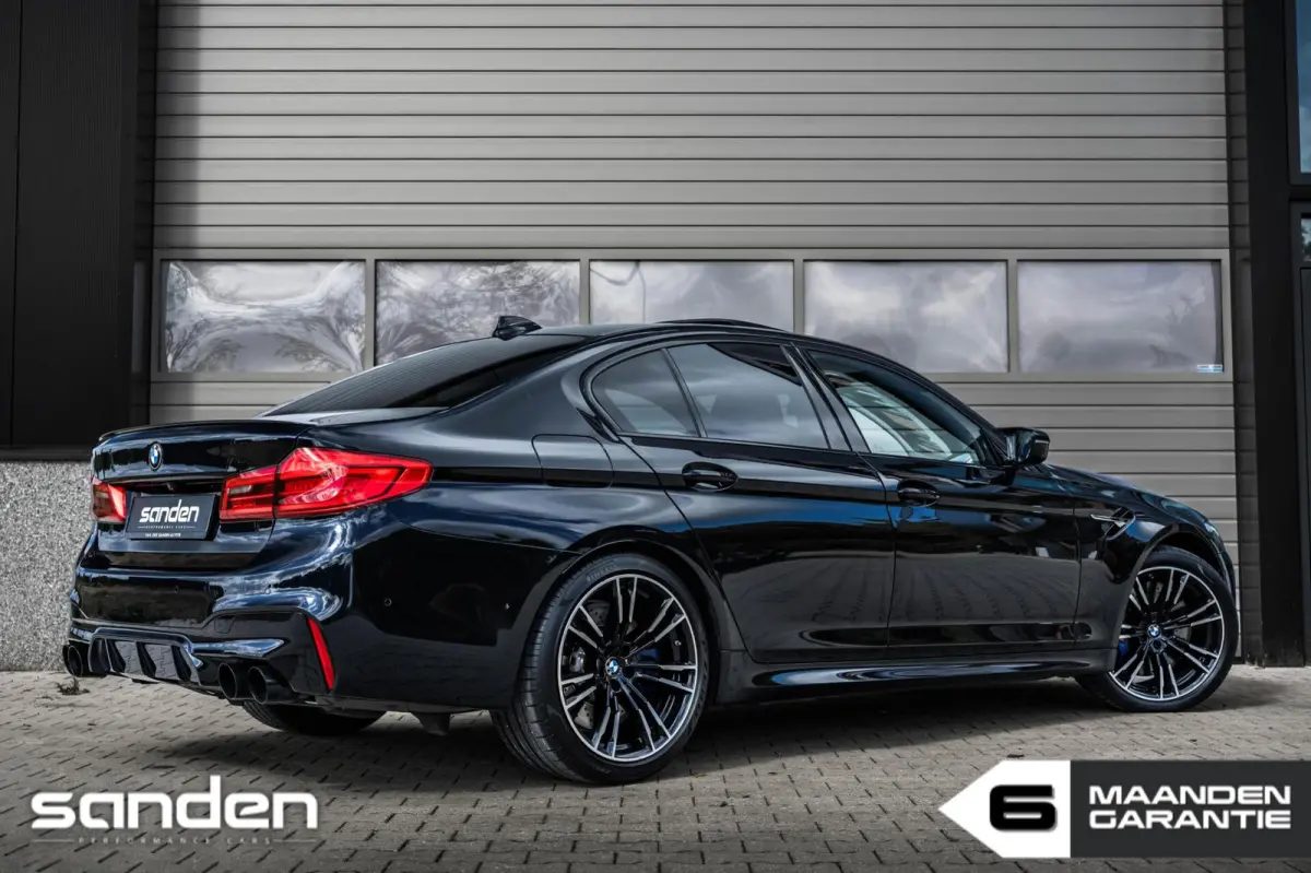 M5 Individual|AzuriteBlack|Schuifdak|Massage|HUD