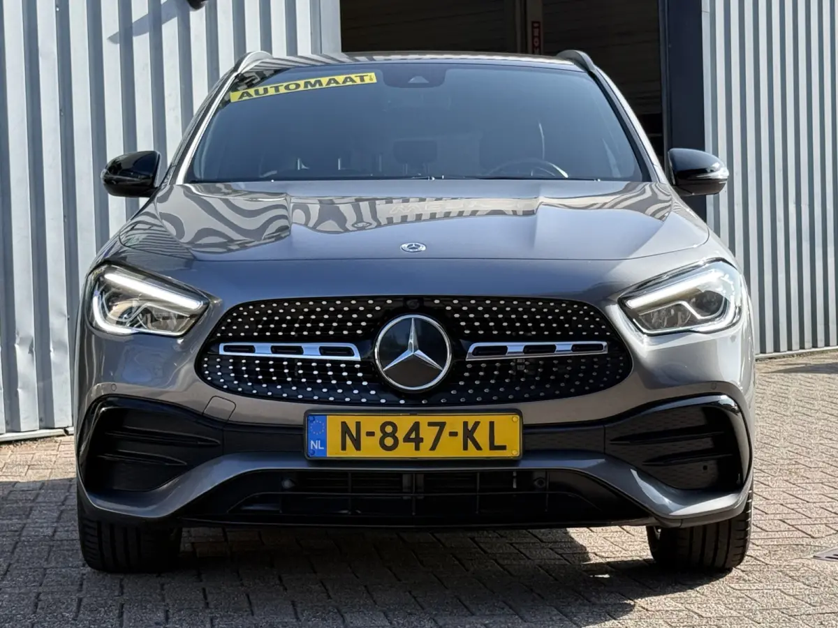 GLA-klasse. 250 e Business Solution AMG Limited. | AUTOMAAT | TREKHAAK | CAMERA | SFEERVERL. | NAVI | CRUISE |