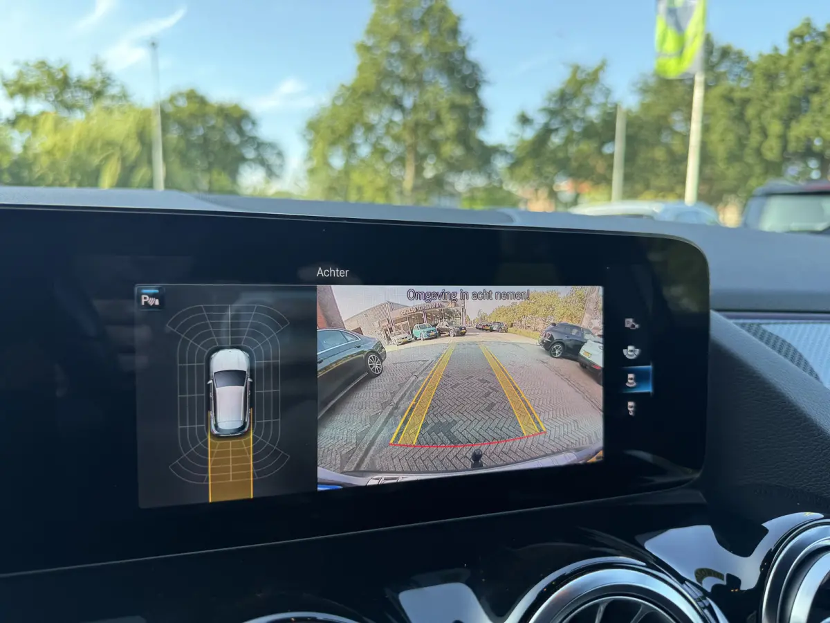 GLA-klasse. 250 e Business Solution AMG Limited. | AUTOMAAT | TREKHAAK | CAMERA | SFEERVERL. | NAVI | CRUISE |