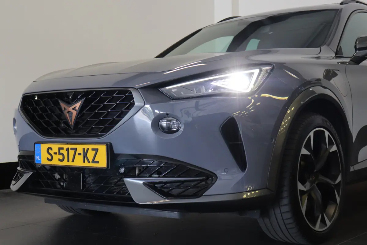 1.4 e-Hybrid 245PK VZ Black Edition | Pano | 360 Camera | Kuipstoel Leder | ACC | Memory | €22.900,- incl. BTW