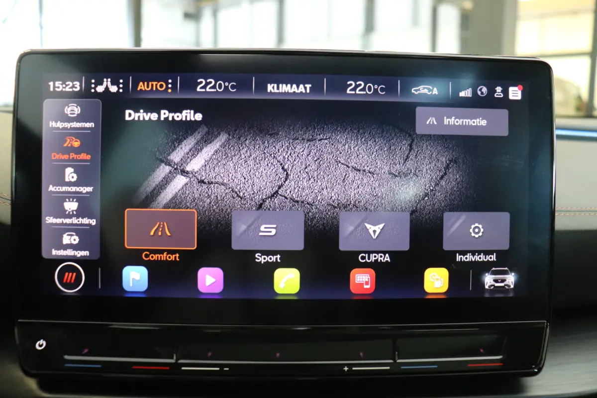 1.4 e-Hybrid 245PK VZ Black Edition | Pano | 360 Camera | Kuipstoel Leder | ACC | Memory | €22.900,- incl. BTW