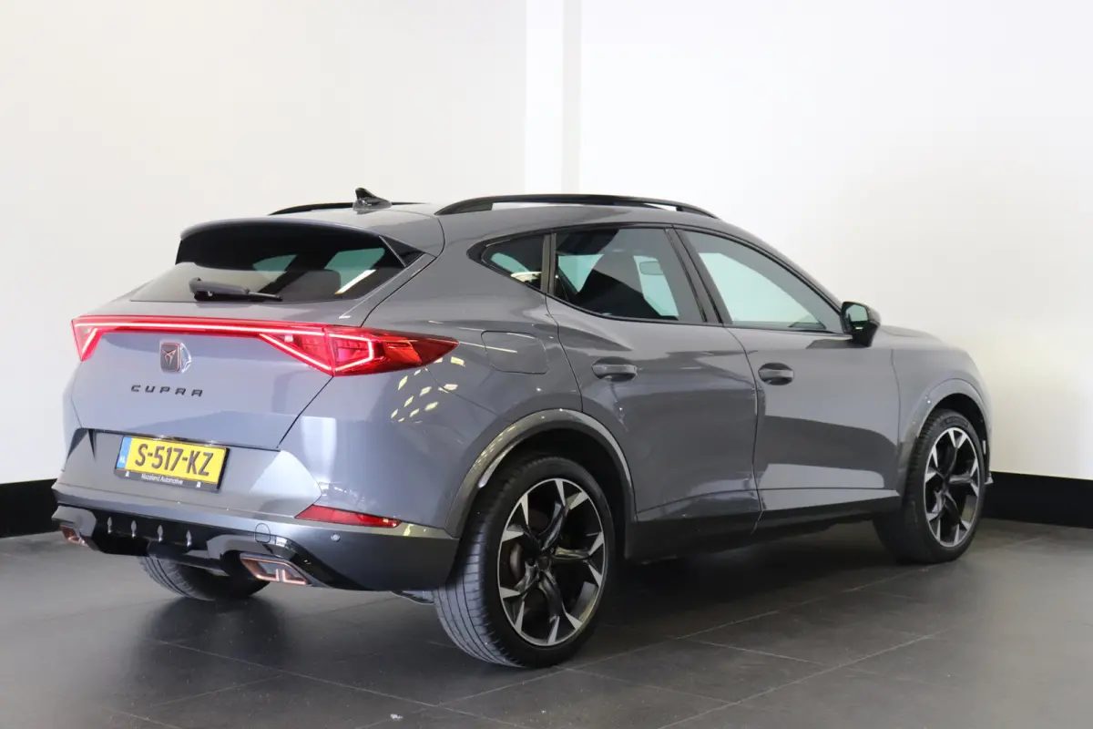 1.4 e-Hybrid 245PK VZ Black Edition | Pano | 360 Camera | Kuipstoel Leder | ACC | Memory | €22.900,- incl. BTW