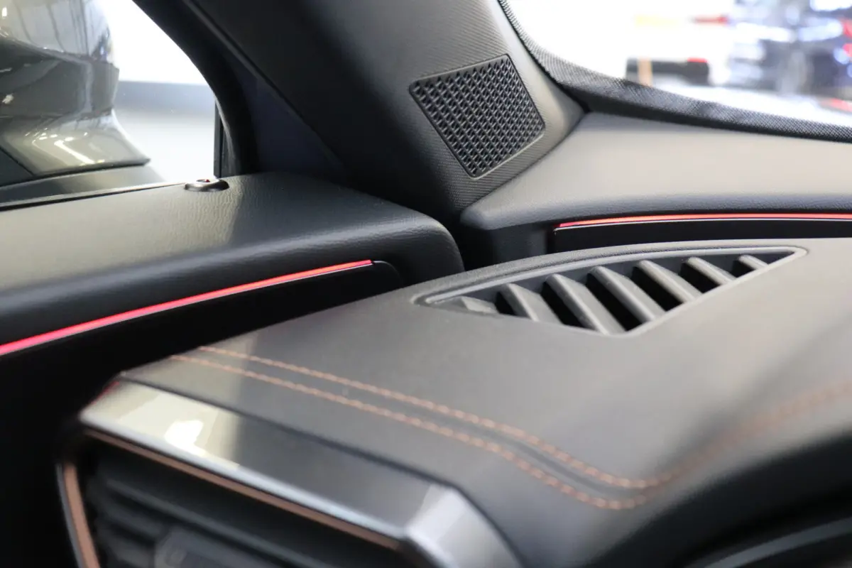 1.4 e-Hybrid 245PK VZ Black Edition | Pano | 360 Camera | Kuipstoel Leder | ACC | Memory | €22.900,- incl. BTW