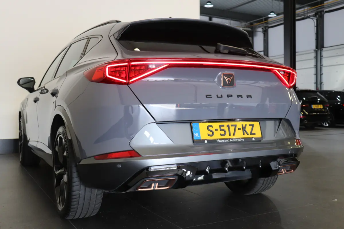 1.4 e-Hybrid 245PK VZ Black Edition | Pano | 360 Camera | Kuipstoel Leder | ACC | Memory | €22.900,- incl. BTW