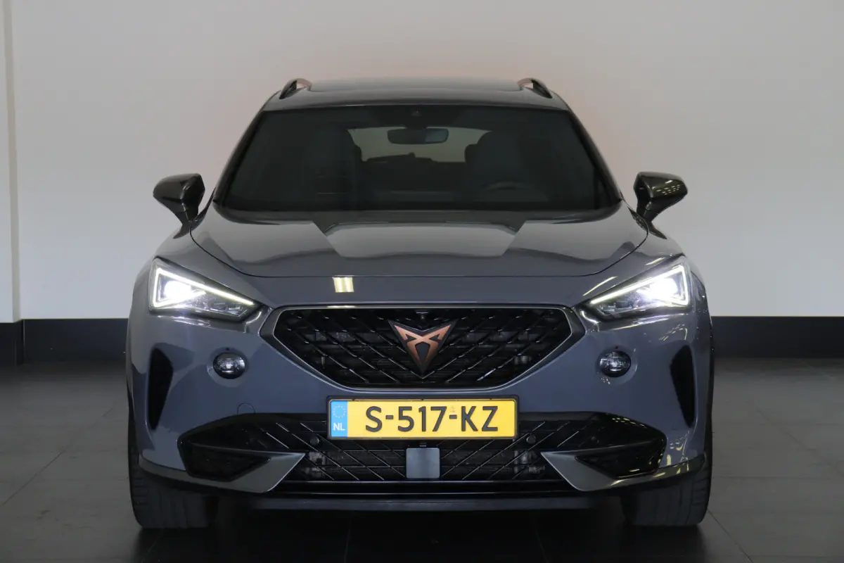 1.4 e-Hybrid 245PK VZ Black Edition | Pano | 360 Camera | Kuipstoel Leder | ACC | Memory | €22.900,- incl. BTW
