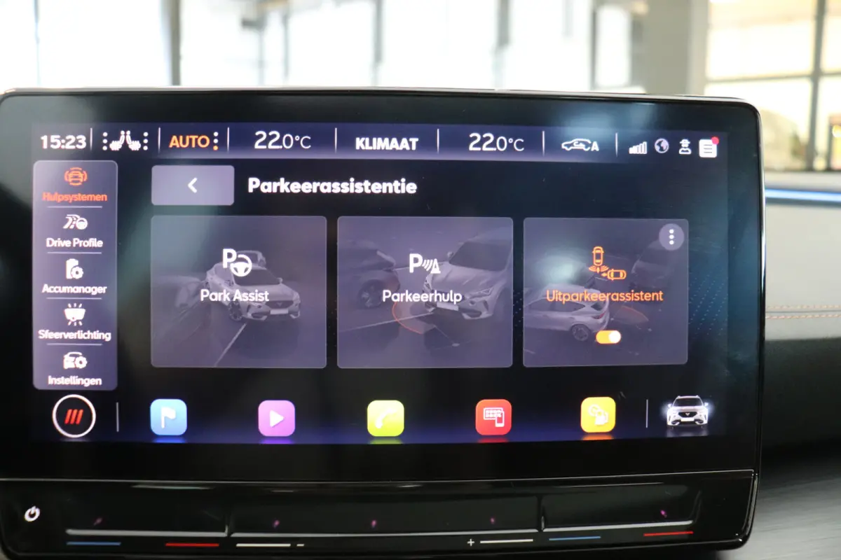 1.4 e-Hybrid 245PK VZ Black Edition | Pano | 360 Camera | Kuipstoel Leder | ACC | Memory | €22.900,- incl. BTW