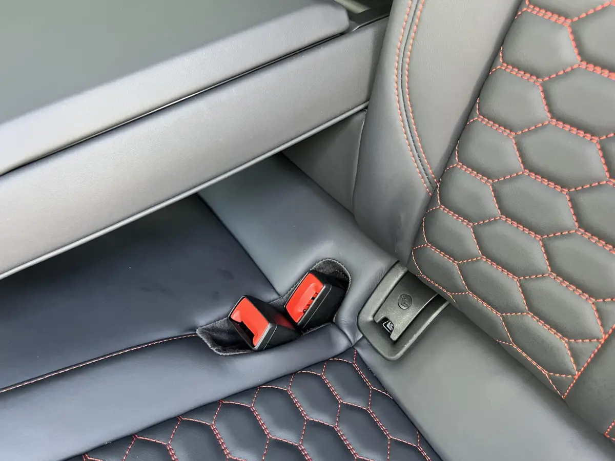 2.9 TFSI RS 4 quattro |Voll.Historie/Pano.Dak/Head-Up/Bang&Olufsen/Navi/Sportdiffertentieel/Elektr.Wegklapbare Trekhaak
