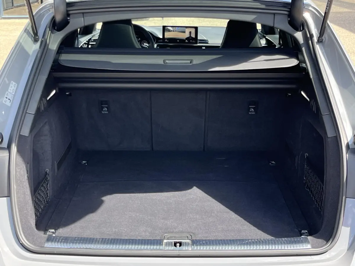 2.9 TFSI RS 4 quattro |Voll.Historie/Pano.Dak/Head-Up/Bang&Olufsen/Navi/Sportdiffertentieel/Elektr.Wegklapbare Trekhaak