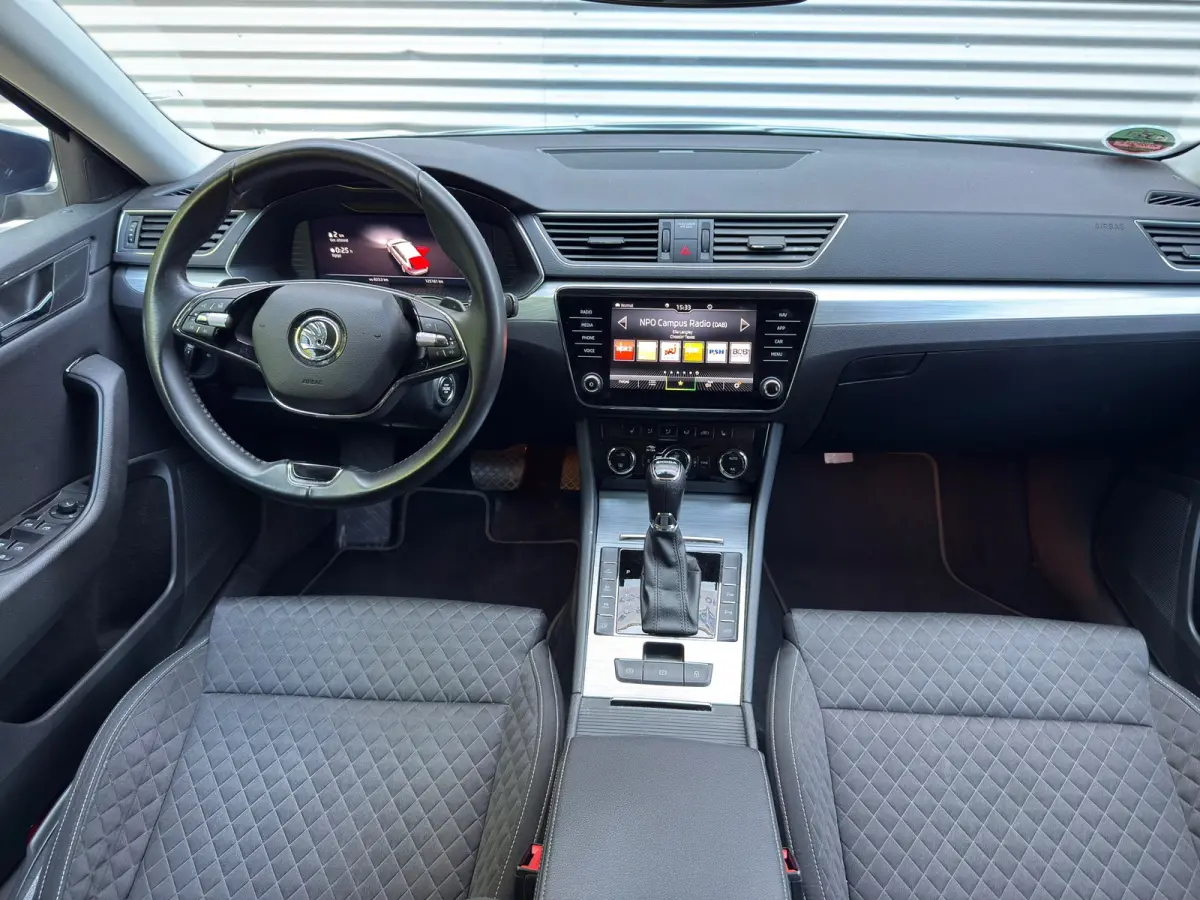 1.4 TSI iV Business Edition Plus Plug In Hybride l 91,47% SOH l Winterset l Automaat l Camera l Virtual l Xenon