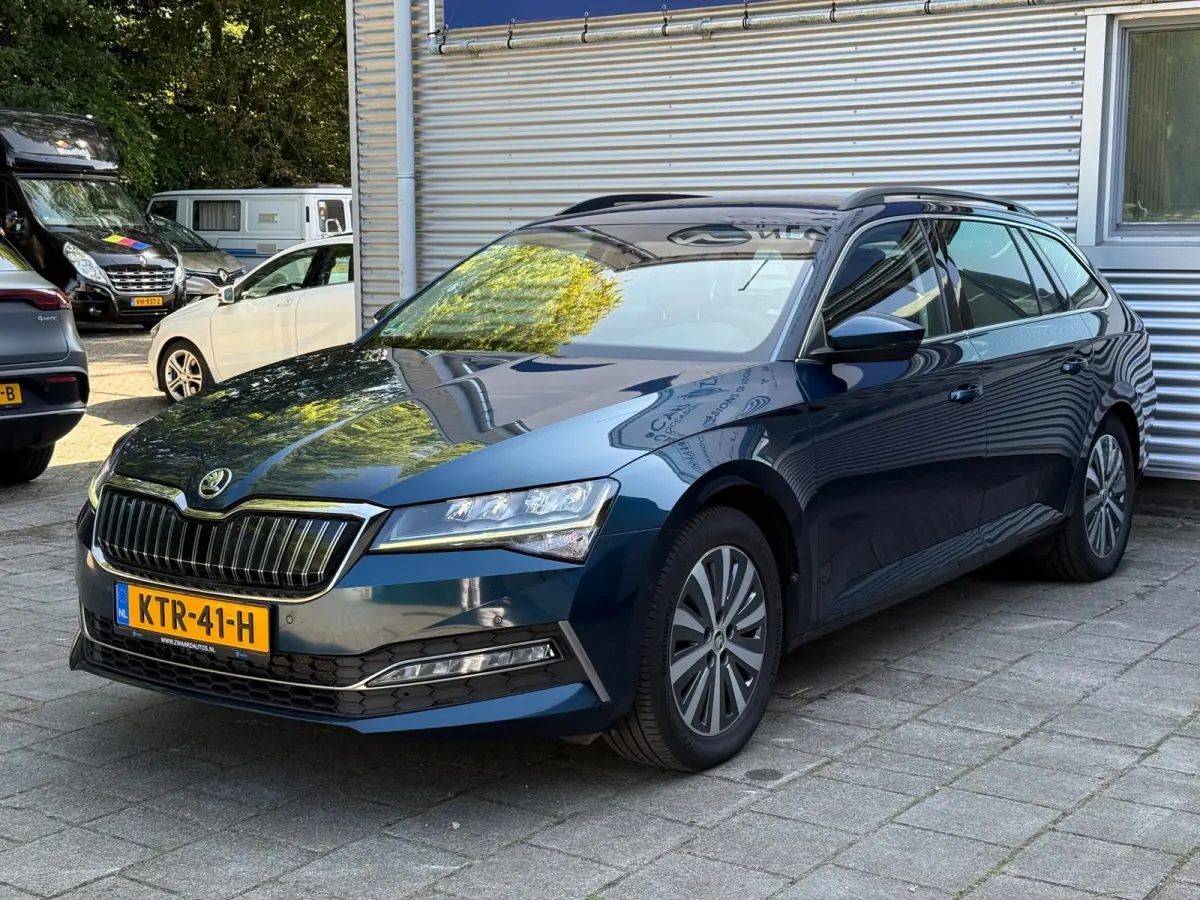 1.4 TSI iV Business Edition Plus Plug In Hybride l 91,47% SOH l Winterset l Automaat l Camera l Virtual l Xenon