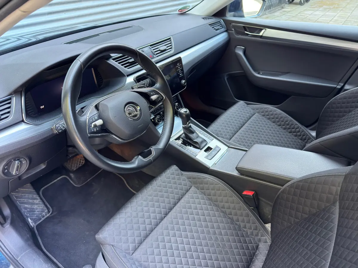 1.4 TSI iV Business Edition Plus Plug In Hybride l 91,47% SOH l Winterset l Automaat l Camera l Virtual l Xenon