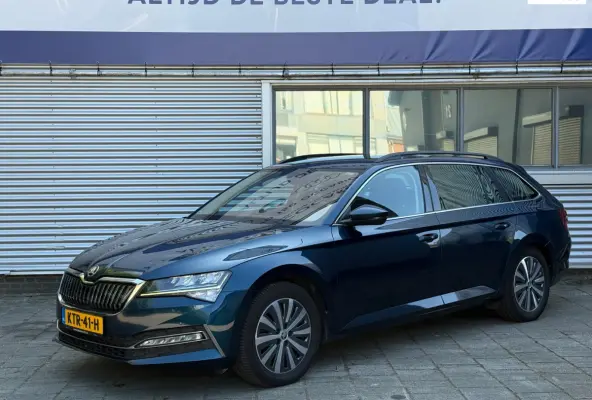 1.4 TSI iV Business Edition Plus Plug In Hybride l 91,47% SOH l Winterset l Automaat l Camera l Virtual l Xenon
