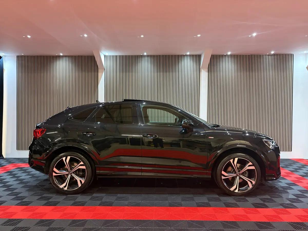 35 TFSI S edition 3xS-line Pano Camera Face-lift Virtual Matrix Led
