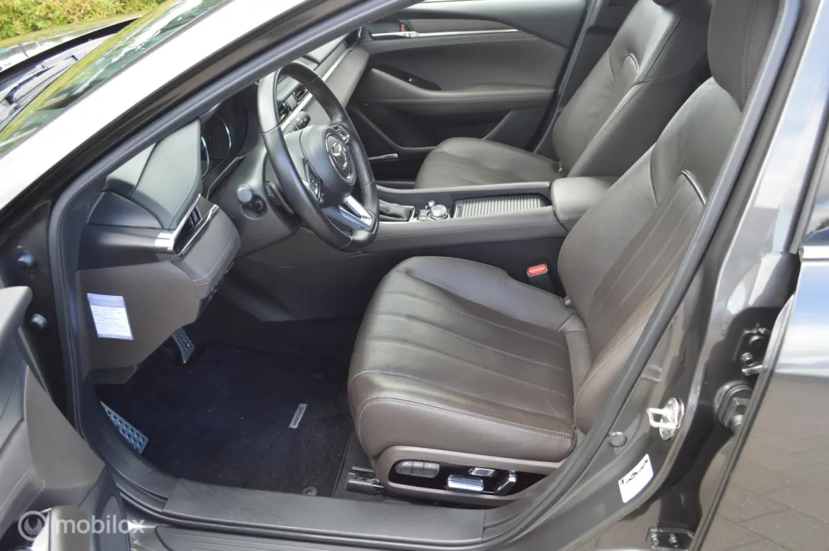 2.5 SkyActiv-G 194 Signature