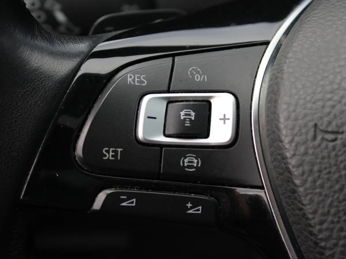 1.5 TSI ACT IQ I VIRTUAL I CARPPLAY I PANO I ACC I DSG I LED I LED I