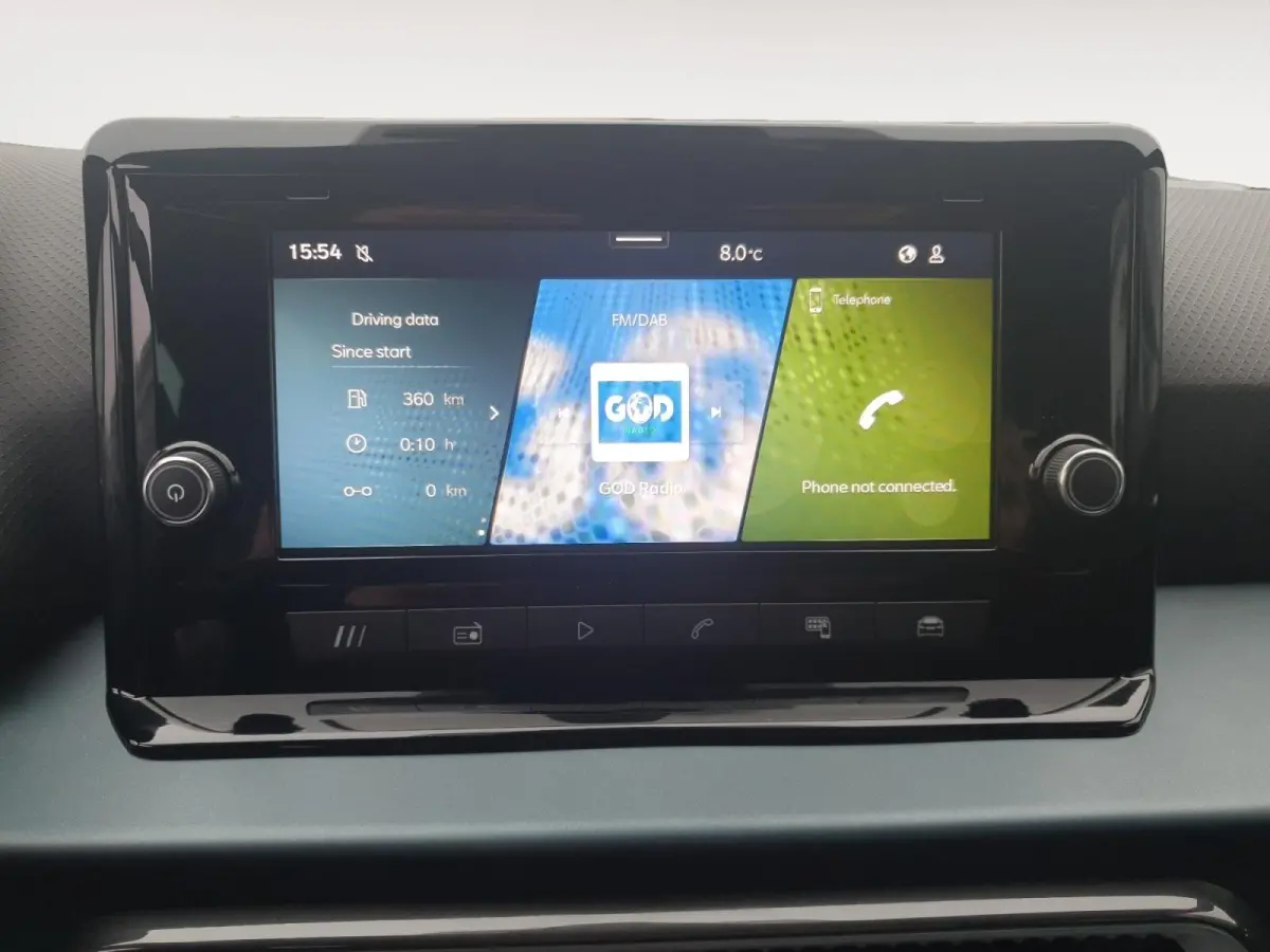 Xperience | Climate control | Adaptieve cruise control | Camera | Apple CarPlay / Android  | Parkeersensoren voor en achter |