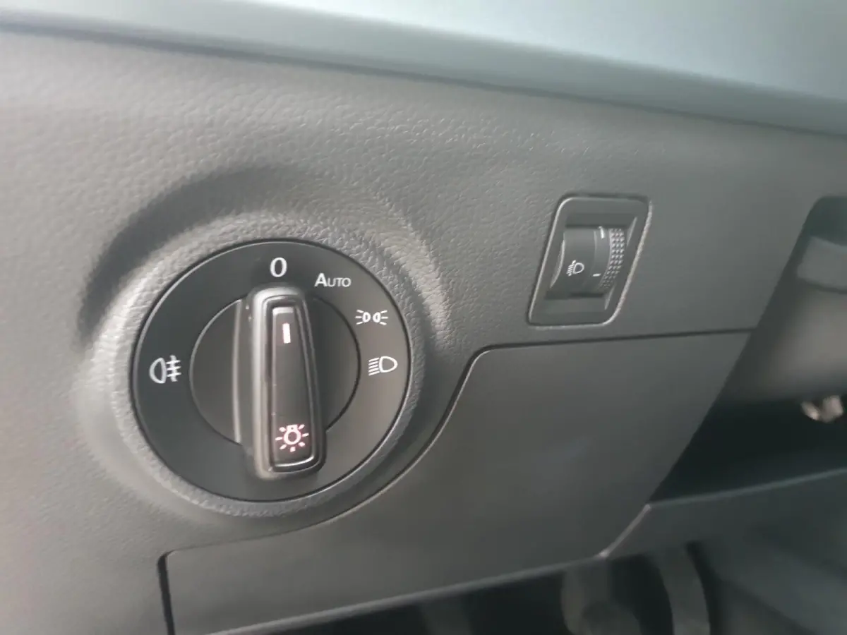 Xperience | Climate control | Adaptieve cruise control | Camera | Apple CarPlay / Android  | Parkeersensoren voor en achter |
