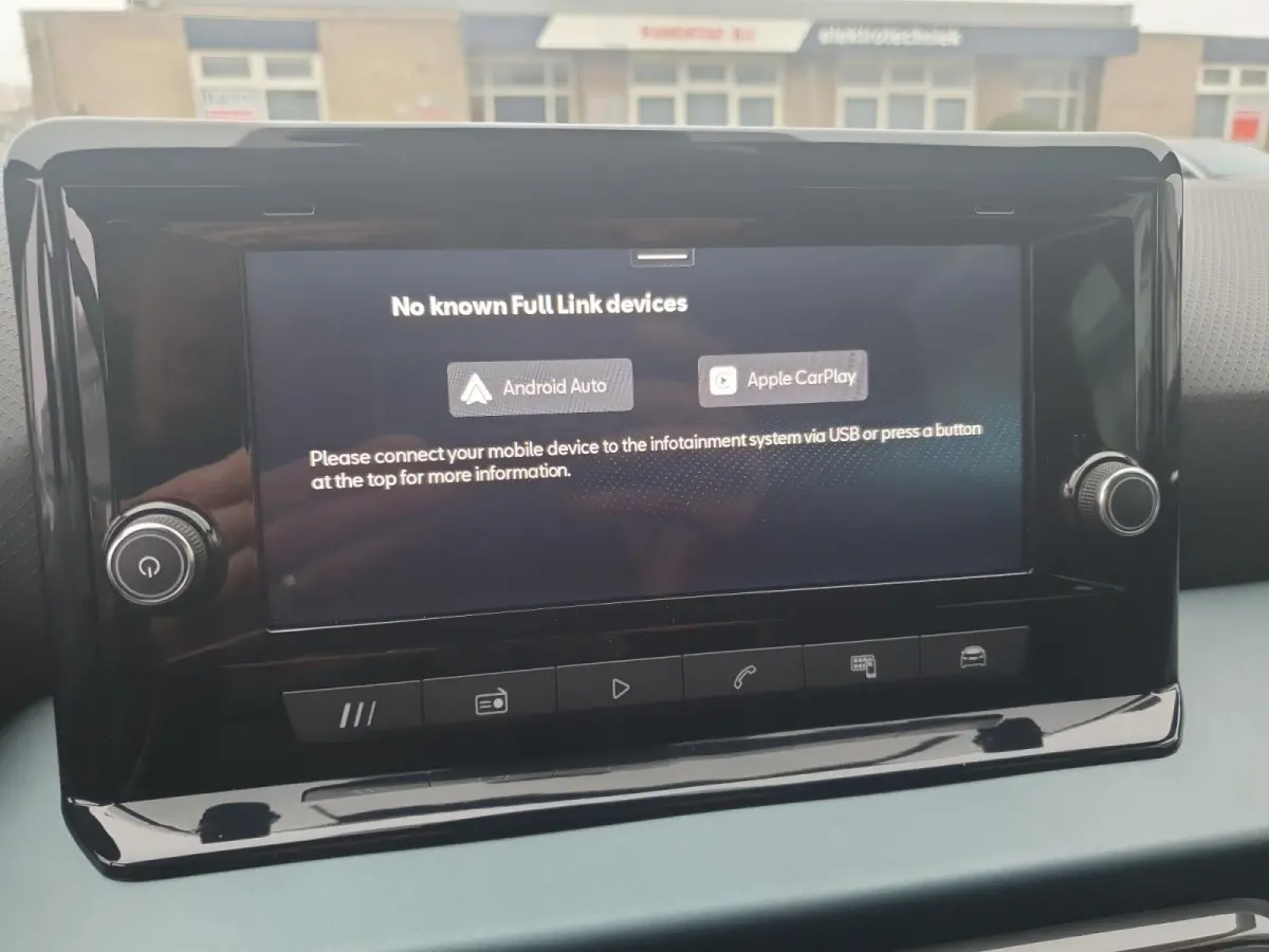 Xperience | Climate control | Adaptieve cruise control | Camera | Apple CarPlay / Android  | Parkeersensoren voor en achter |