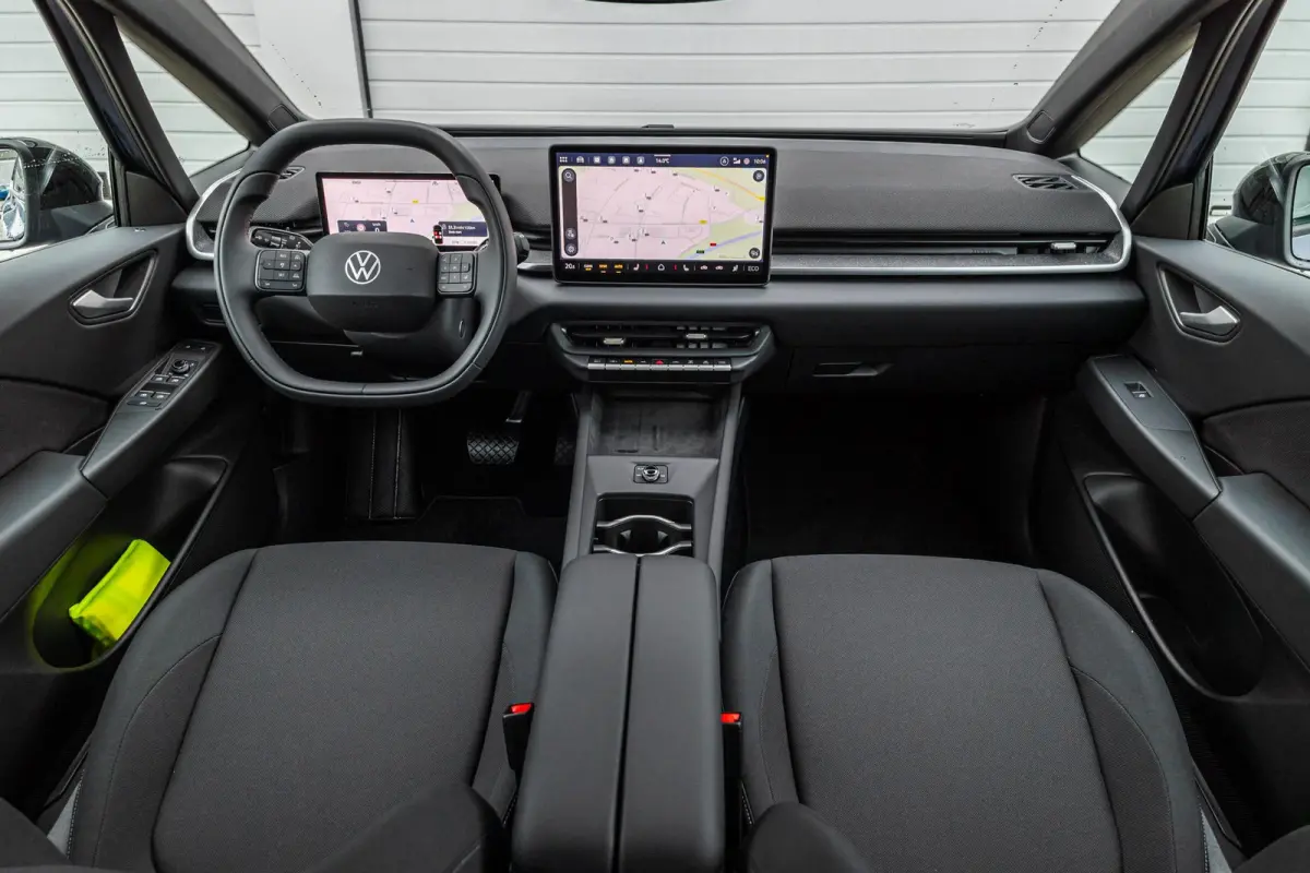 170pk Life 50 kWh | Steunhaak | Navigatie | 19" Velgen