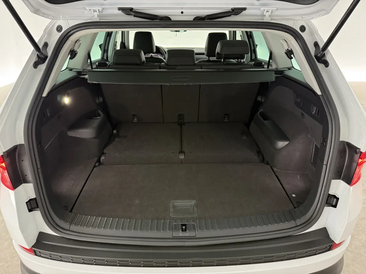 1.5 TSI Limited Business Edition 7p. | Camera | Virtual | Carplay | Trekhaak | Cruise | Clima | Navi