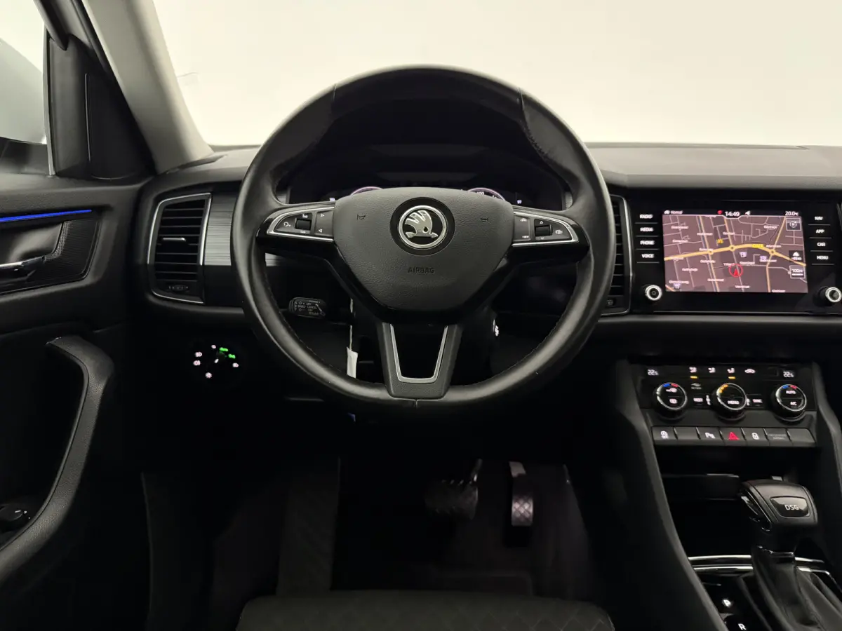1.5 TSI Limited Business Edition 7p. | Camera | Virtual | Carplay | Trekhaak | Cruise | Clima | Navi
