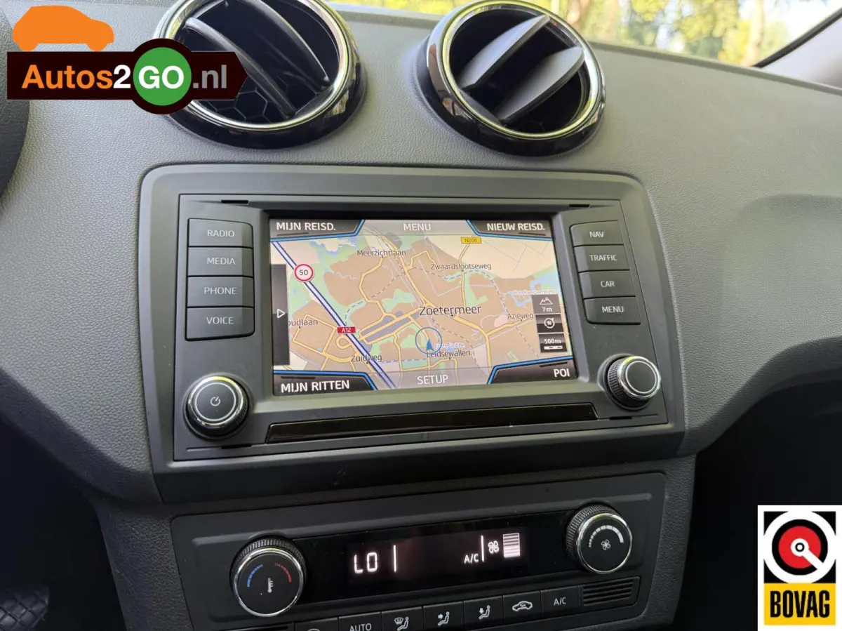 1.0 EcoTSI Style Connect