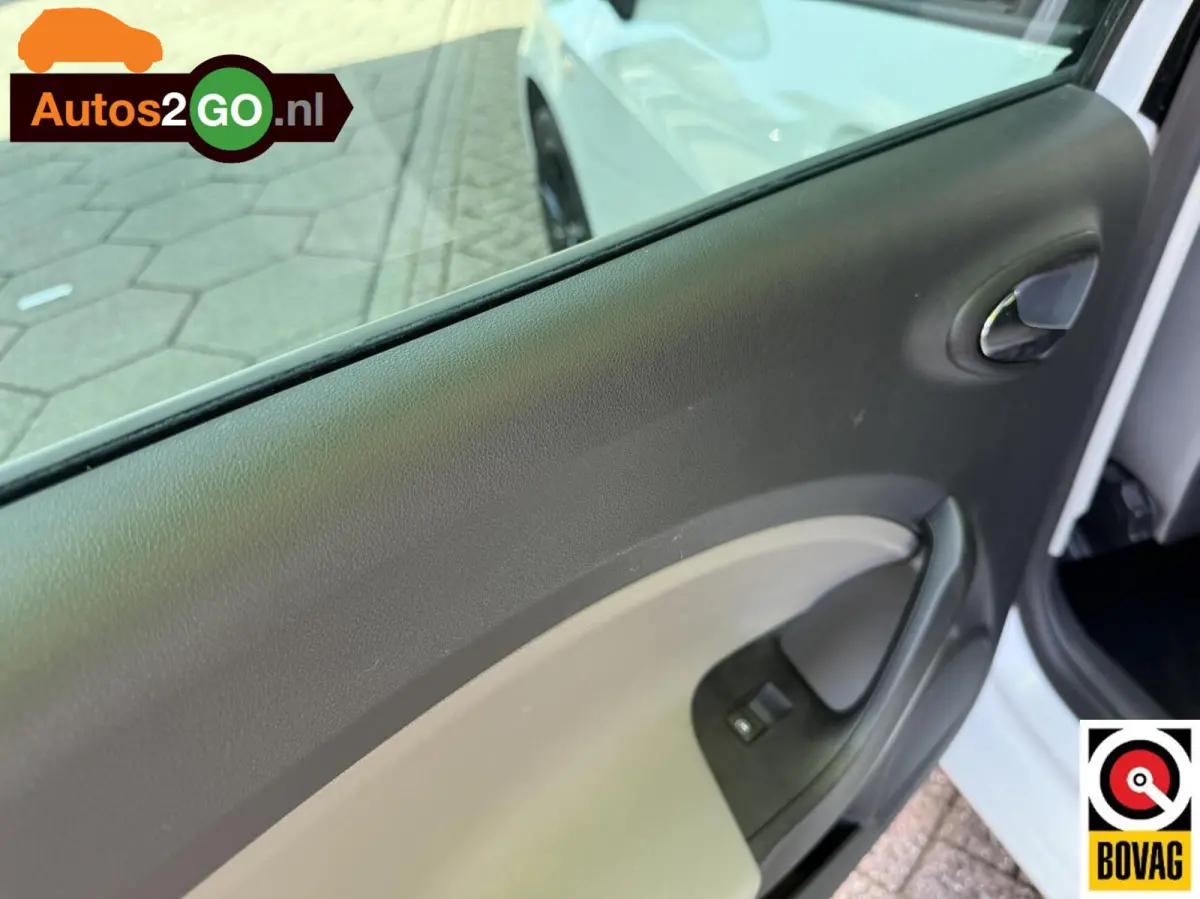 1.0 EcoTSI Style Connect