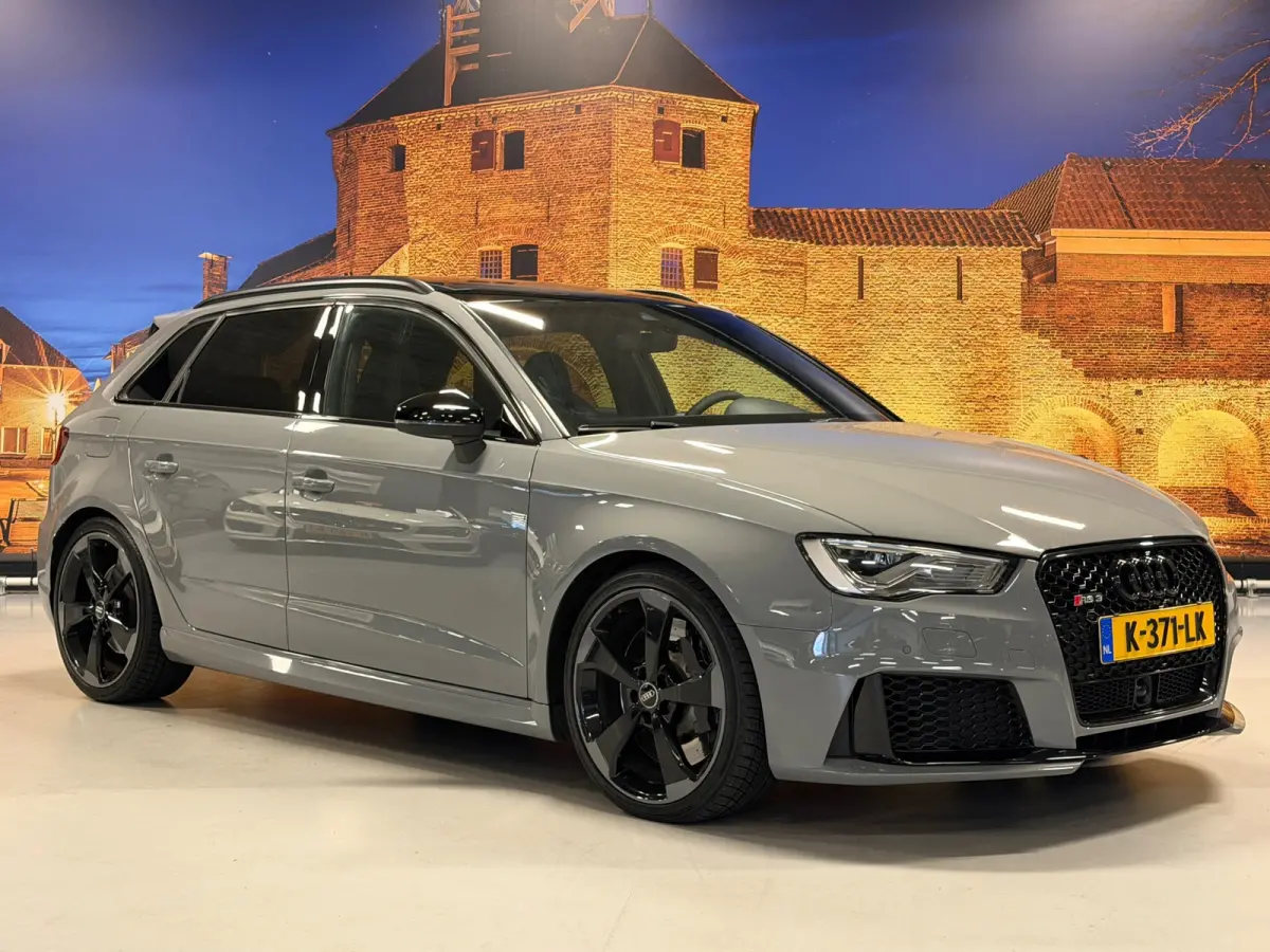 2.5 TFSI RS3 Quattro Aut Panodak B&O Nardo Grijs