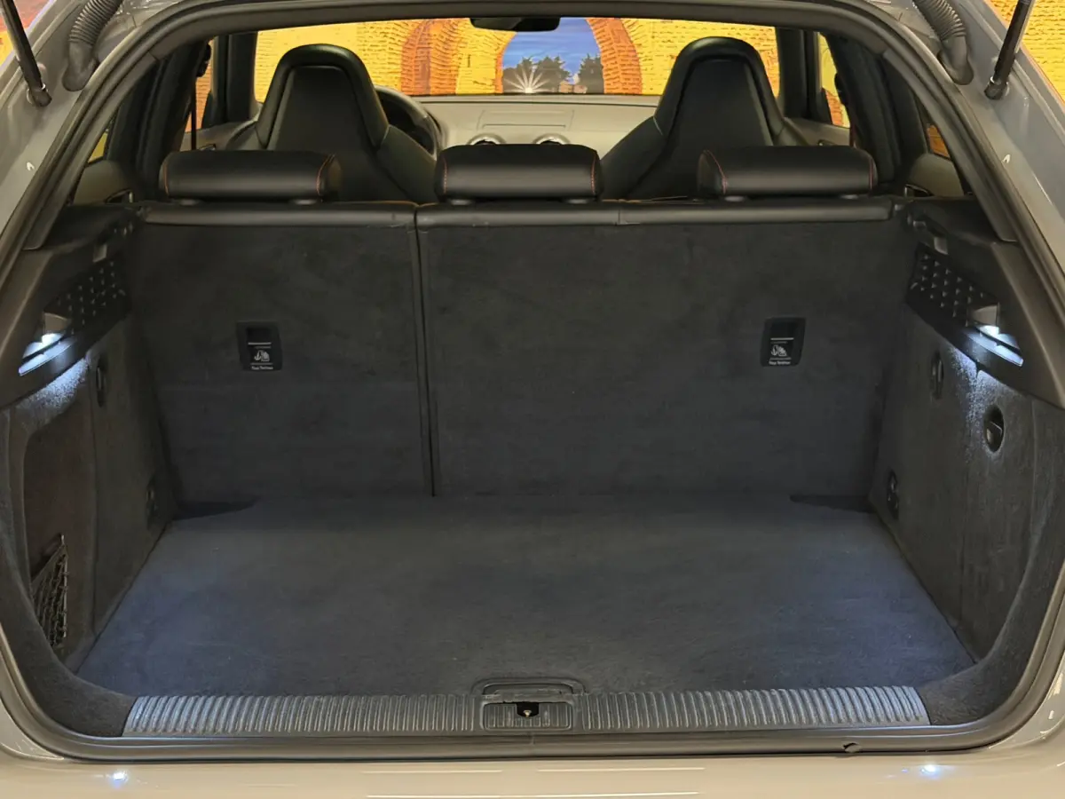 2.5 TFSI RS3 Quattro Aut Panodak B&O Nardo Grijs