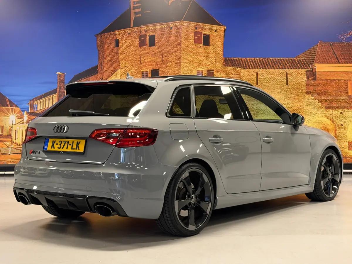 2.5 TFSI RS3 Quattro Aut Panodak B&O Nardo Grijs
