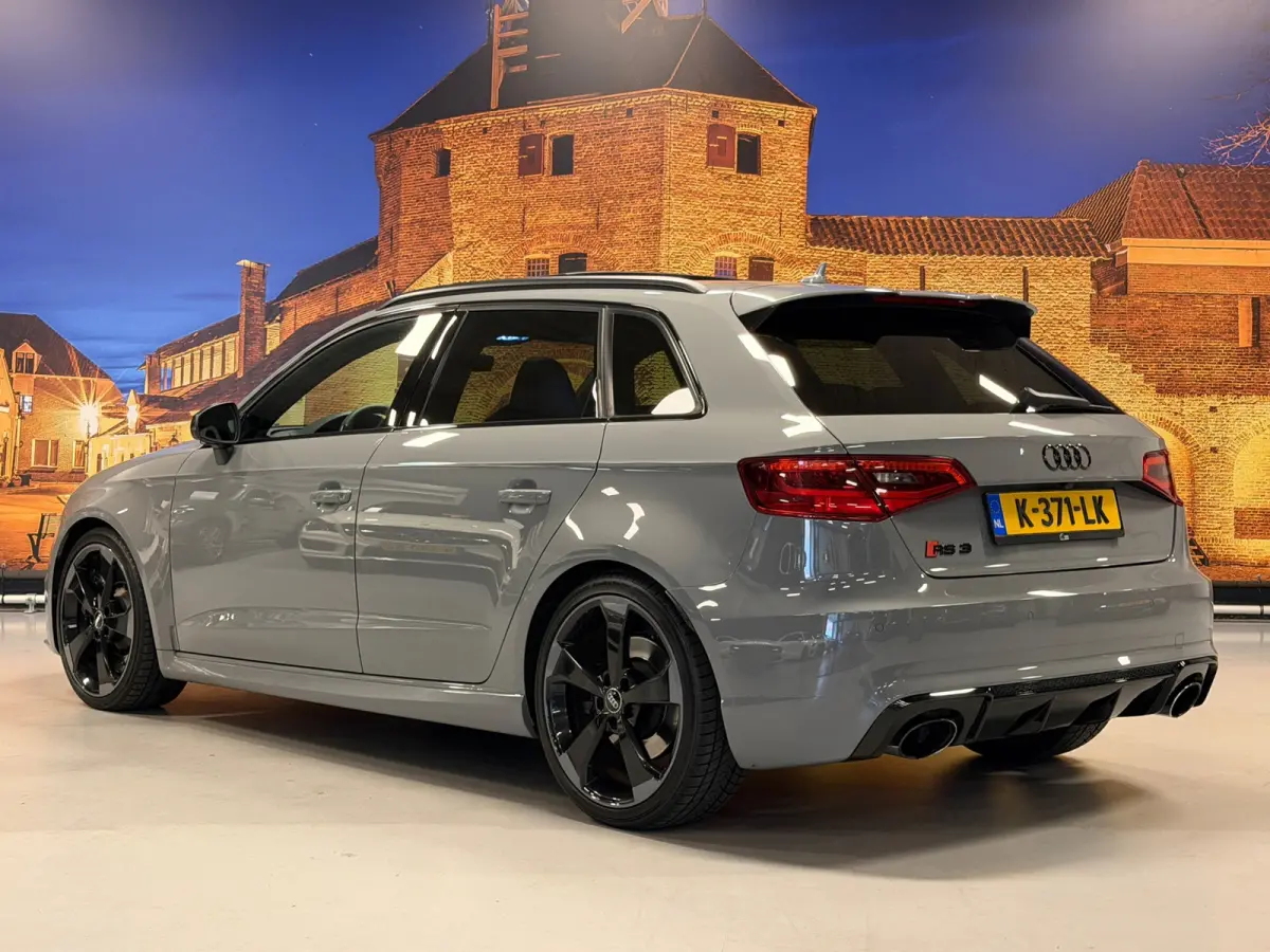 2.5 TFSI RS3 Quattro Aut Panodak B&O Nardo Grijs