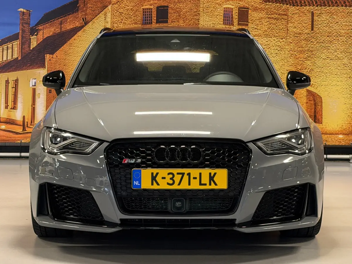 2.5 TFSI RS3 Quattro Aut Panodak B&O Nardo Grijs