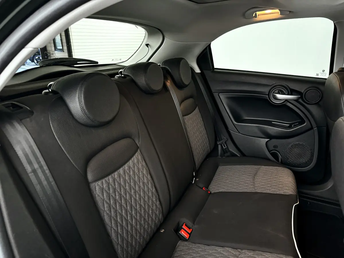 Cross 1.3 GSE City Cross AUT. | Panoramadak | Park assist | Airco | Cruise control