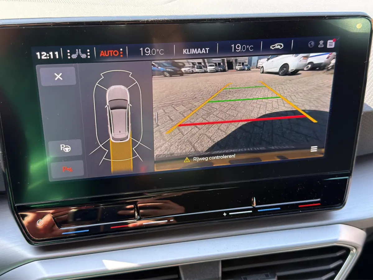 1.5 eTSI FR Business Intense | Trekhaak | Stuur+Stoelverwarming | Apple Carplay/Android Auto | Cruise control adaptief |