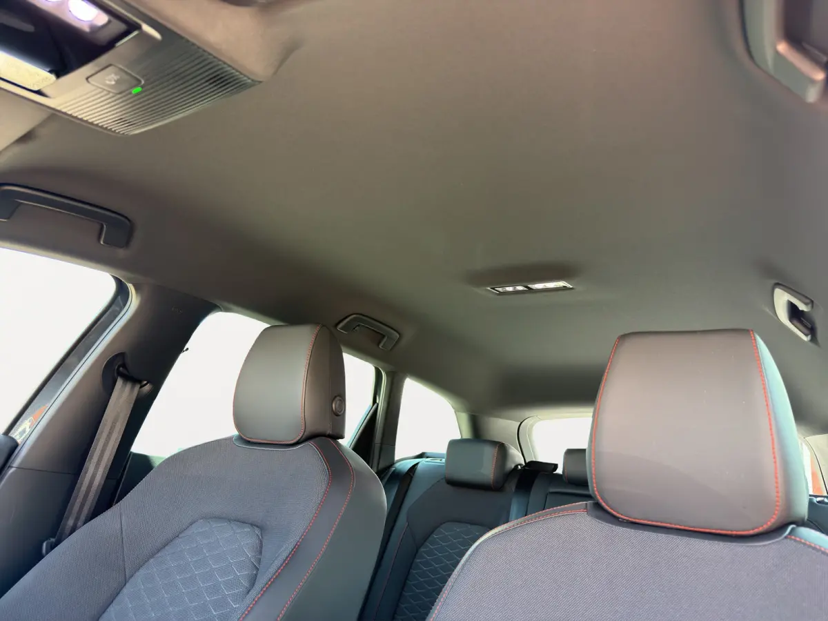 1.5 eTSI FR Business Intense | Trekhaak | Stuur+Stoelverwarming | Apple Carplay/Android Auto | Cruise control adaptief |
