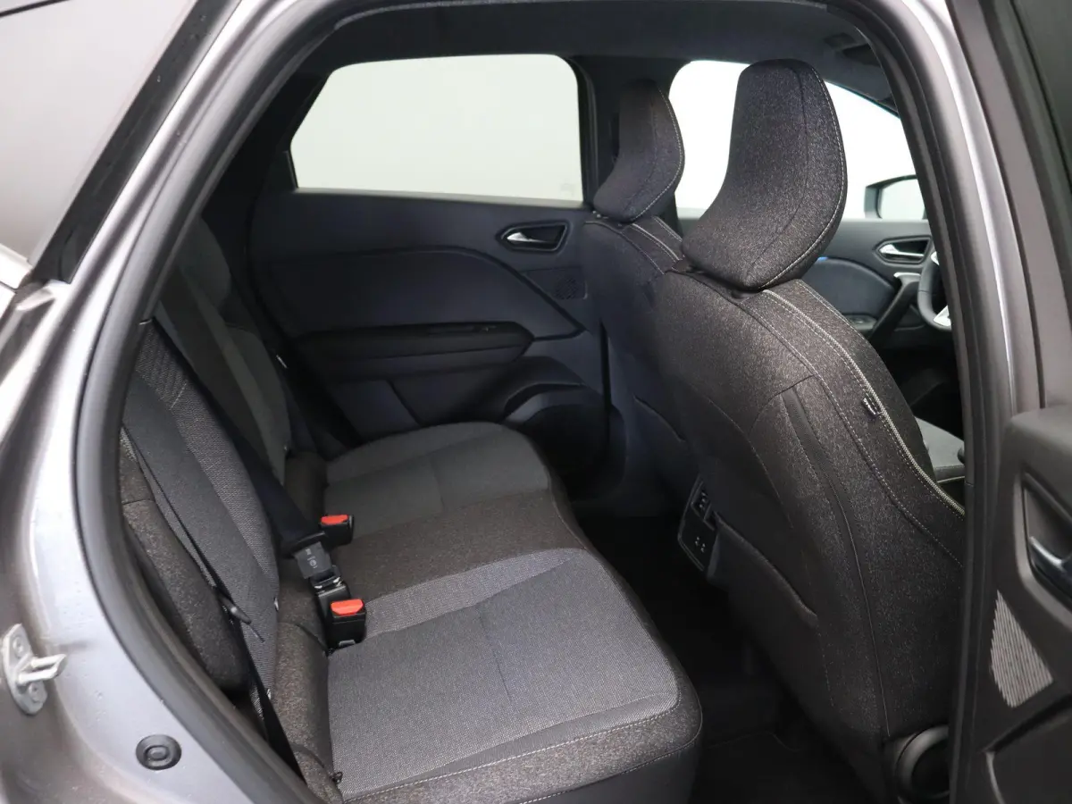1.8 HEV AT Executive | Adaptieve Cruise Control | Stoel, Stuur en Voorruitverwarming | Rondom Camera's | 8 Jaar Fabrieksgarantie | €4000 Korting! |