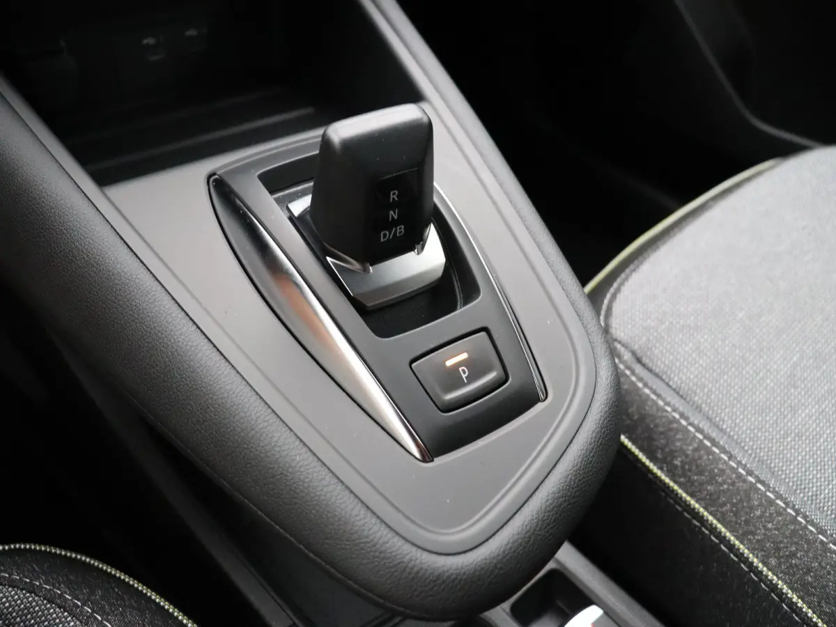 1.8 HEV AT Executive | Adaptieve Cruise Control | Stoel, Stuur en Voorruitverwarming | Rondom Camera's | 8 Jaar Fabrieksgarantie | €4000 Korting! |